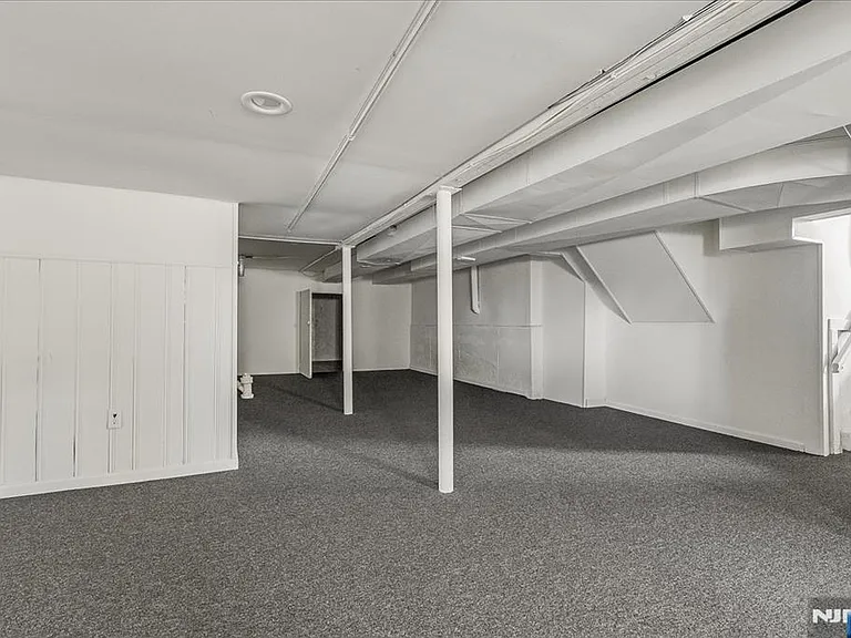 32 Brantwood Pl — Photo 24
