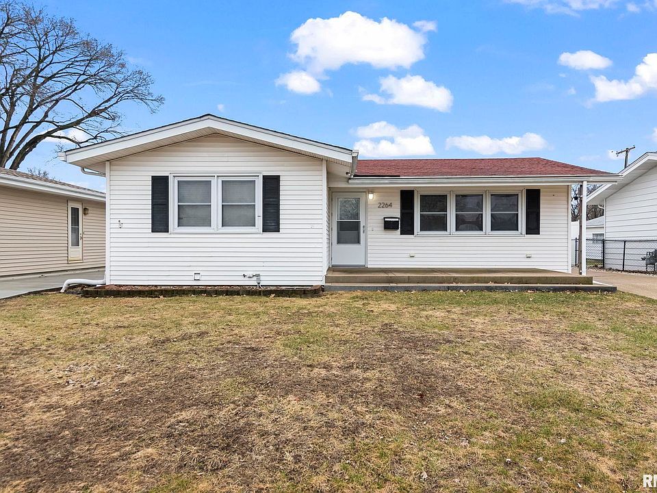 1st image of 2264 E Eleanor Ave