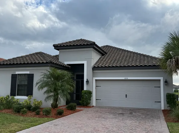 1630 Kingfisher Ct, Kissimmee, FL 34746