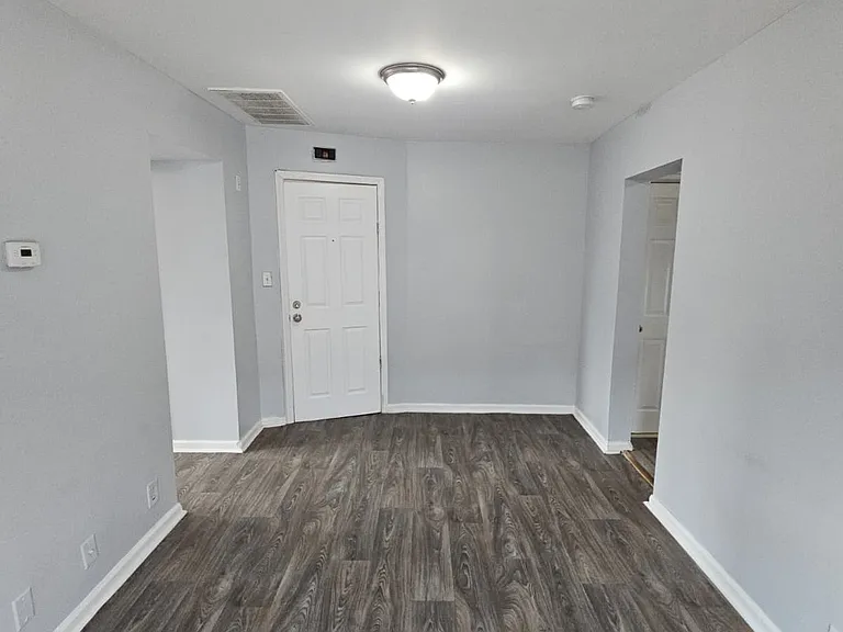 181 N 12th St #3 — Photo 20