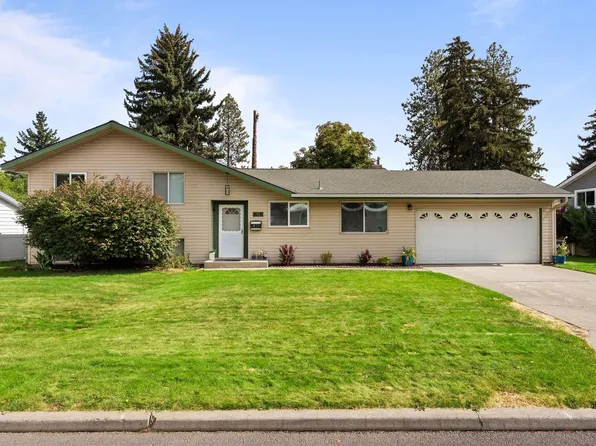 413 N 3rd St, Cheney, WA 99004