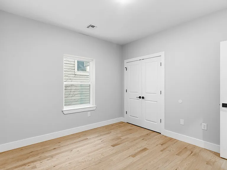 34 Elizabeth Ave #1 — Photo 11