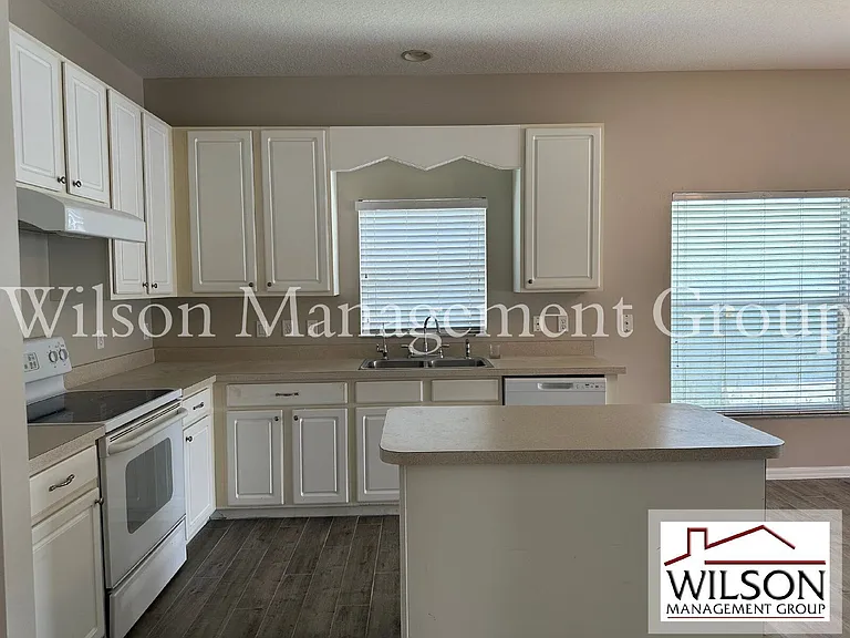 5996 Milford Haven Pl — Photo 8