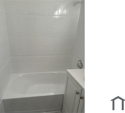 1st image of 11145 S Vernon Ave #1