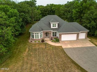 707 Shorewood Dr, Detroit Lakes, MN 56501