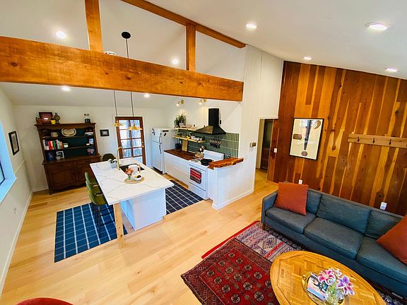 Light and bright open concept cabin