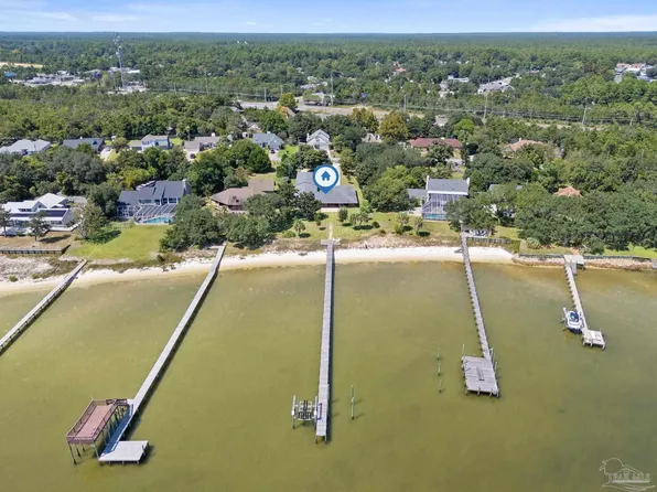 151 Wynnehaven Beach Rd, Mary Esther, FL 32569