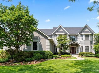 3300 Oak Knoll Rd, Carpentersville, IL 60110