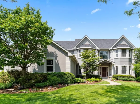 3300 Oak Knoll Rd, Carpentersville, IL 60110