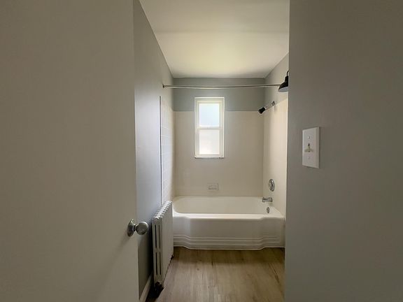 4th image of 10306 Shaker Blvd #17