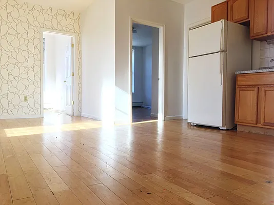 Rented by DAXS LLC | media 7