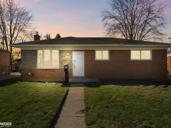 4436 Buckingham Dr, Warren, MI 48092