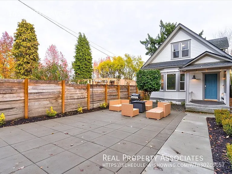 1626 39th Ave E — Photo 26