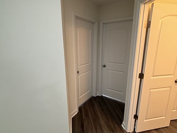 4th image of 608 S Blackmon St