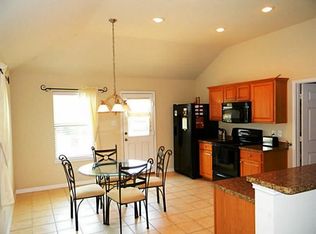 8608 King Ranch Dr, Aubrey, TX 76227