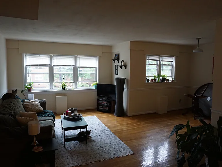 3425 Kensington Avenue — Photo 42