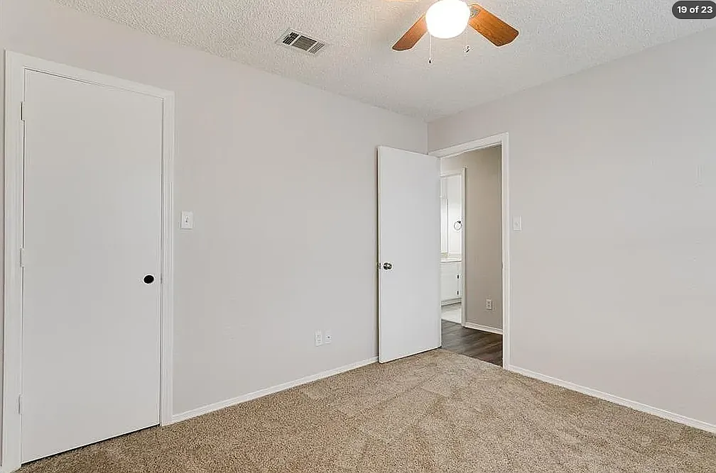 3 bed, 2.5 bath, 1752 sqft, $2,150 — Photo 3