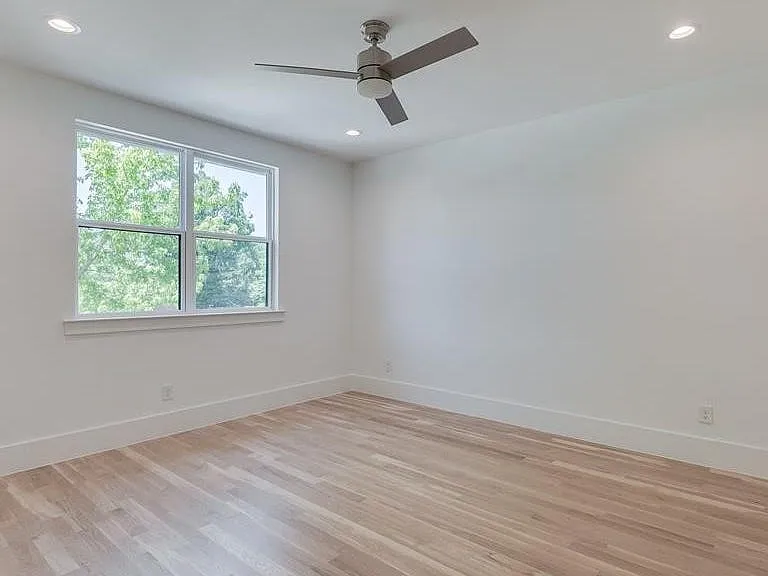 6135 Velasco Ave — Photo 123