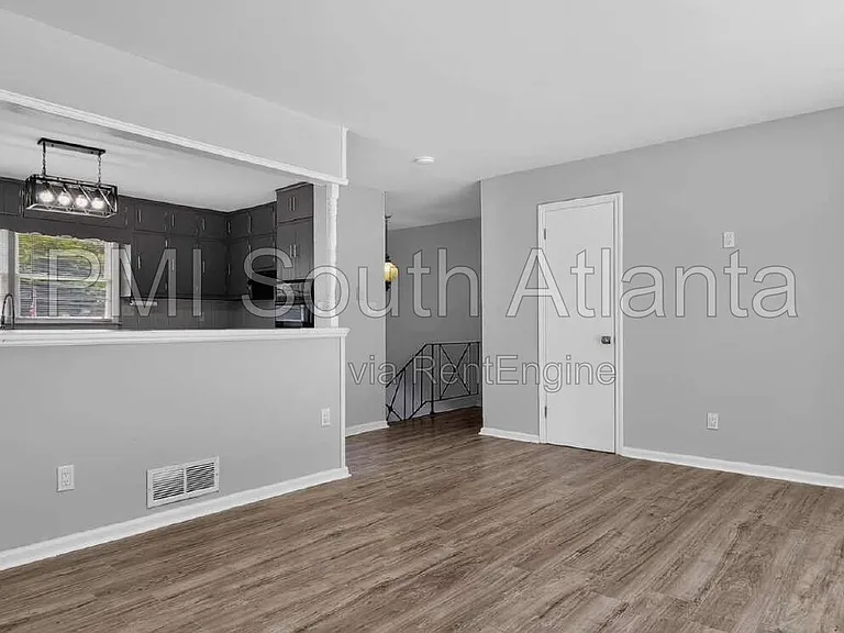 206 Evenview Cir — Photo 5