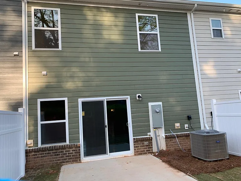 110 Quinn Rd — Photo 35