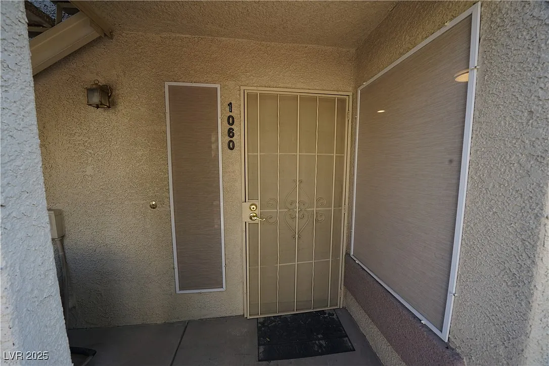 1 bed, 1.0 bath, 695 sqft, $1,095 — Photo 3