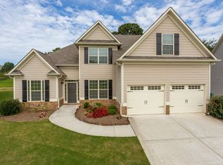 205 Brooks Village Dr, Pendergrass, GA 30567