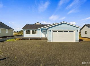 458 N Portal Loop SW, Ocean Shores, WA 98569