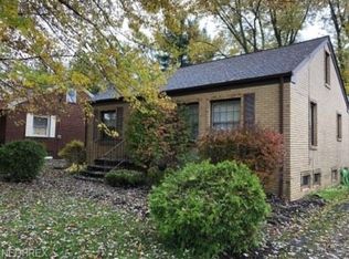 358 Elmwood Dr, Hubbard, OH