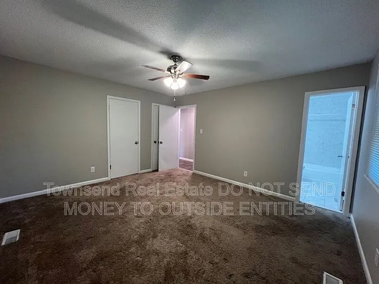 1017 Xavier Dr — Photo 14