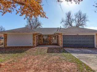 2216 Butternut Pl, Edmond, OK 73013