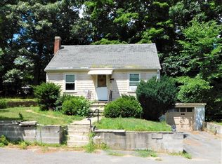 9 Swan Rd, Reading, MA 01867