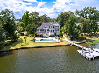 12 Plantation Dr, Manning, SC 29102