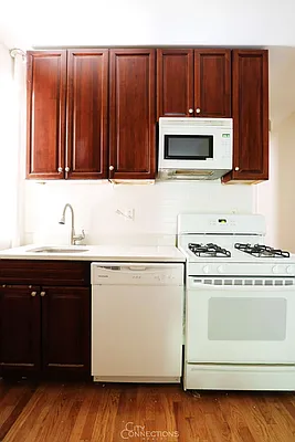 Rented by City Connections Realty | media 11