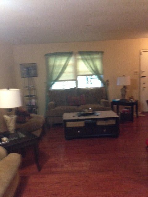 2nd image of 290 Chester St
