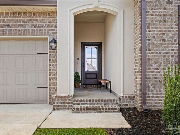 3rd image of 4865 Brigenza St