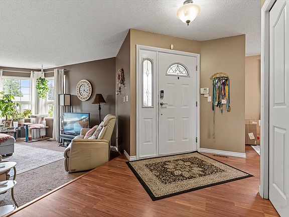 5th image of 1535 Canterbury Dr