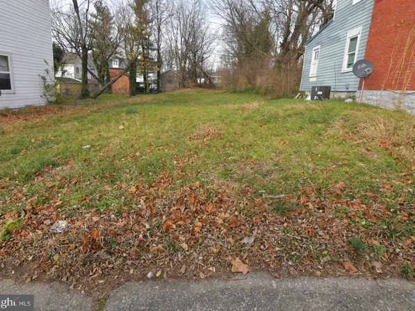 323 E Burke St, Martinsburg, WV 25404