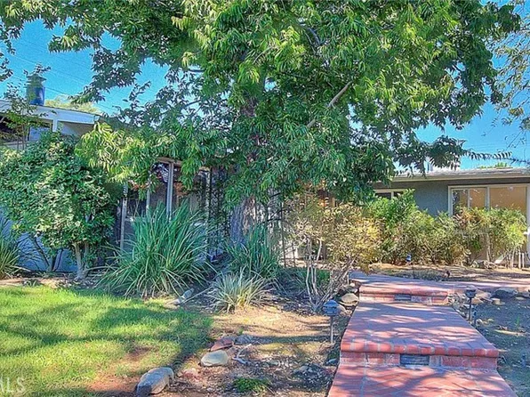 228 Greentree Rd, Upland, CA 91786