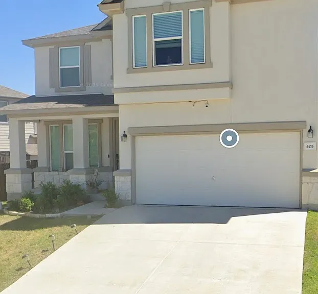 405 Los Cobos Ln — Photo 2