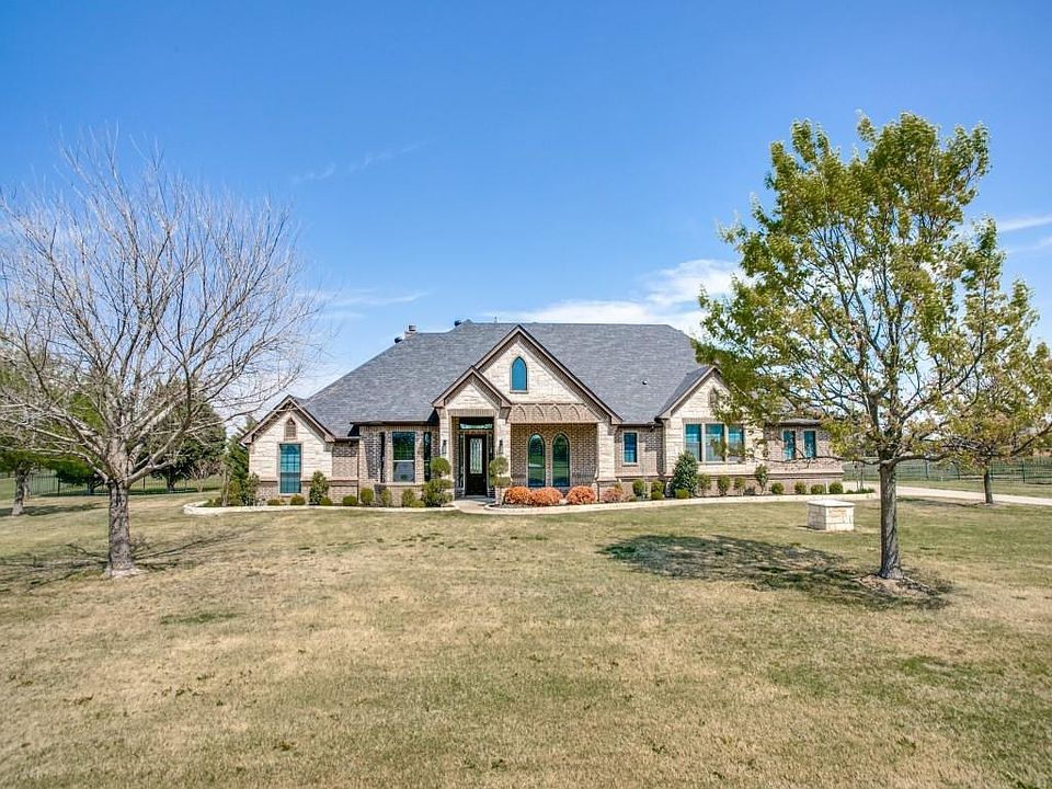 1st image of 1221 Ruby Lea Ln