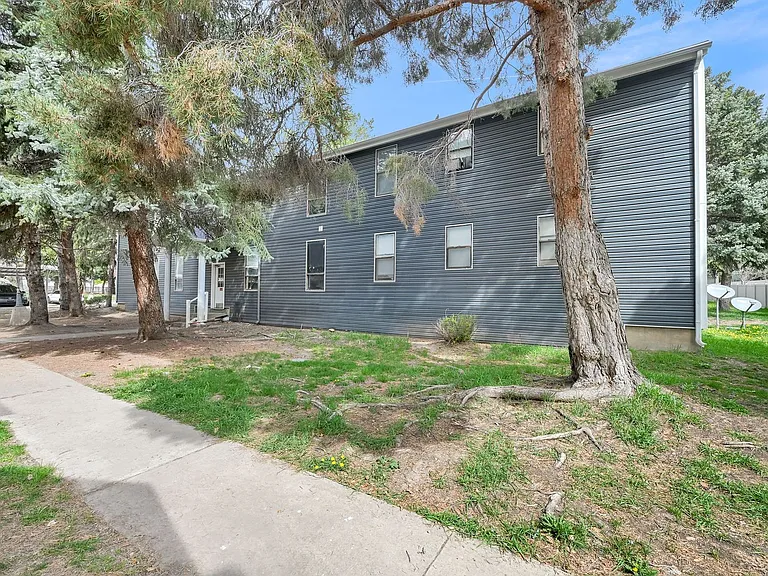 Shady Lane Apartments — Photo 34