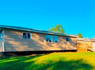 13 W 3rd St, Westport City, SD 57481
