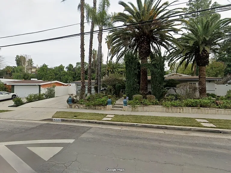 Willens Ave — Photo 23