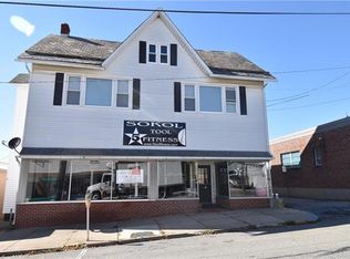 9 S Robinson Ave, Pen Argyl, PA 18072