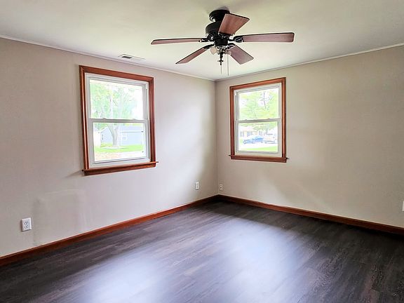 4th image of 212 Belle Aire Ave