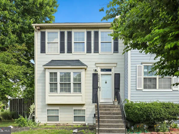 4690 Joanna Ct, Woodbridge, VA 22193