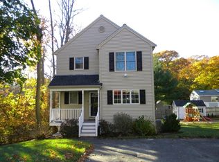 4 Healy Rd, Weymouth, MA 02188