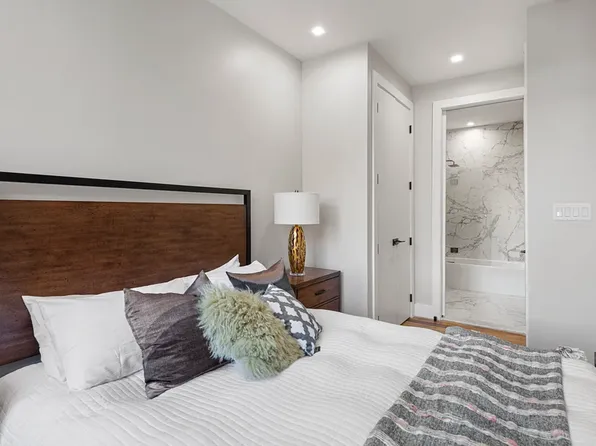 371 Lincoln Road image 10 of 18