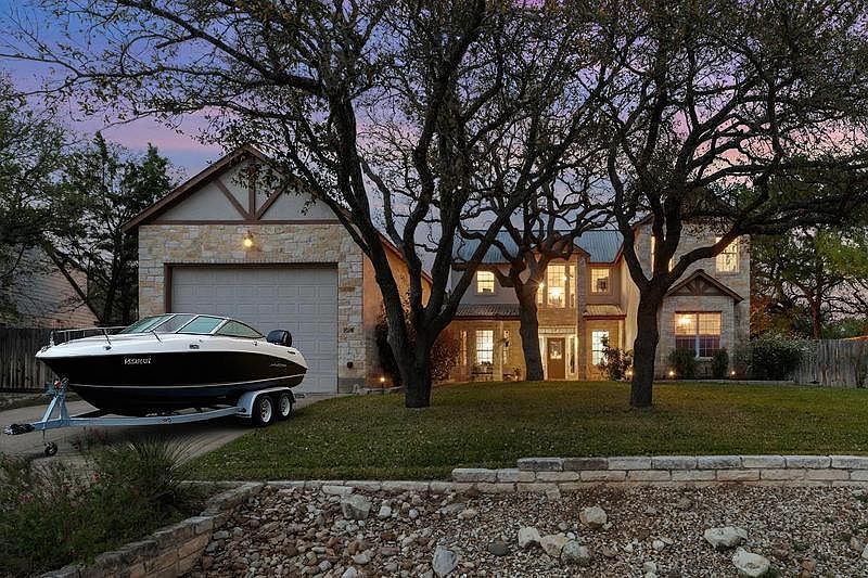 1st image of 1016 Merlene Dr