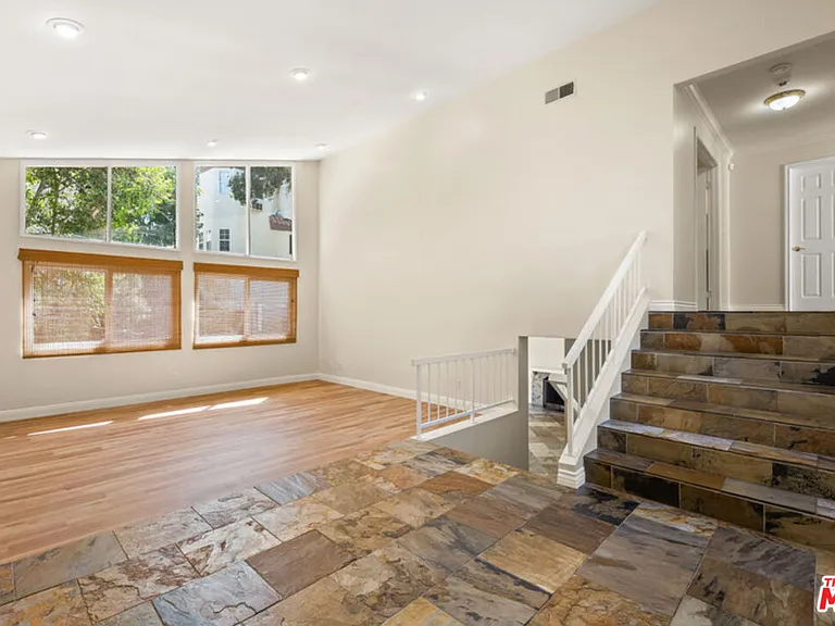 22840 Sparrowdell Dr — Photo 2